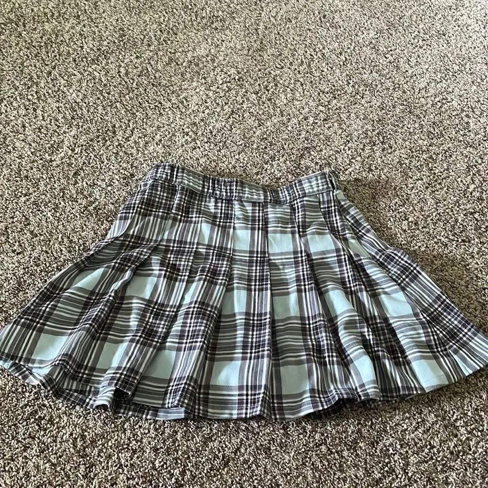 Hollister Pleated Skirt 